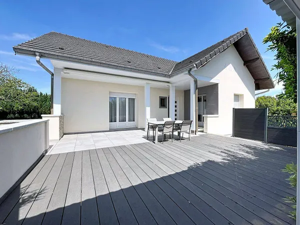 Maison 5 pièces 140 m²