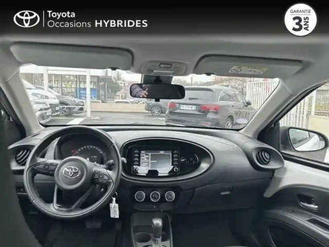 Toyota Aygo X 1.0 vvt-i 72ch dynamic s-cvt pack zen — photo 9