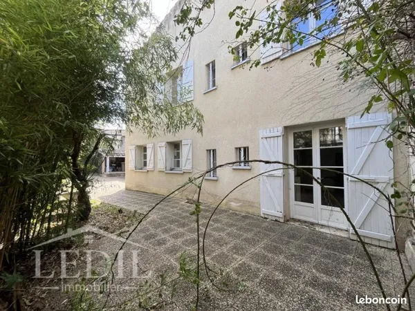 Maison de ville 6 pièces 236 m²