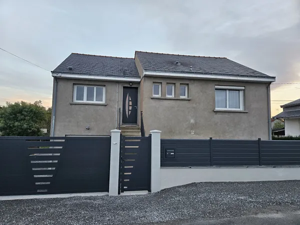 À VENDRE ? Maison familiale avec sous-sol complet et grand jardin à Montjean-sur-Loire