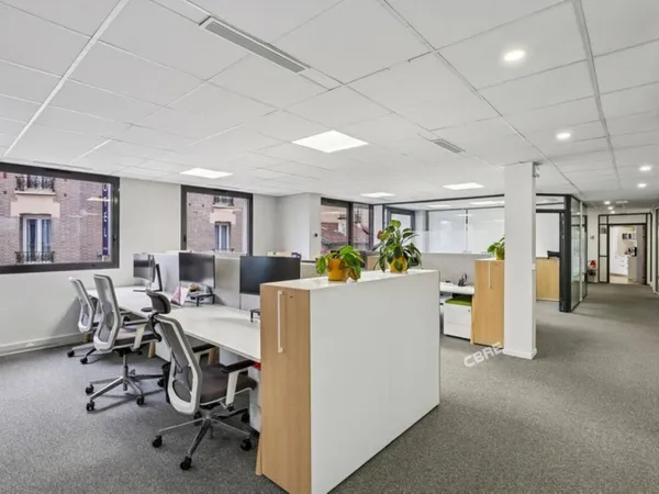 Bureaux 447 m²
