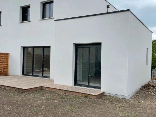 Maison à louer - Merignac Capeyron