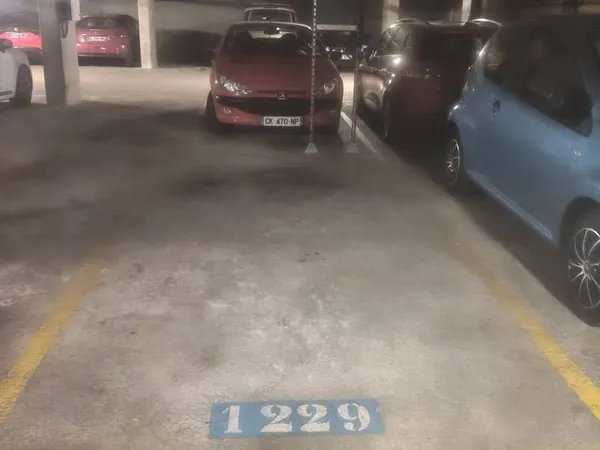 Parking 11 m²