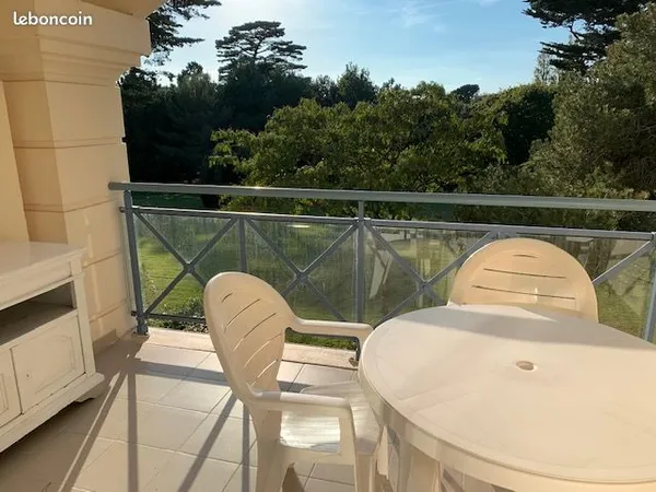 Studio 1 pièce 24 m²