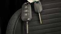 Peugeot 208 1.2 PureTech 100ch S&S Active — photo 16