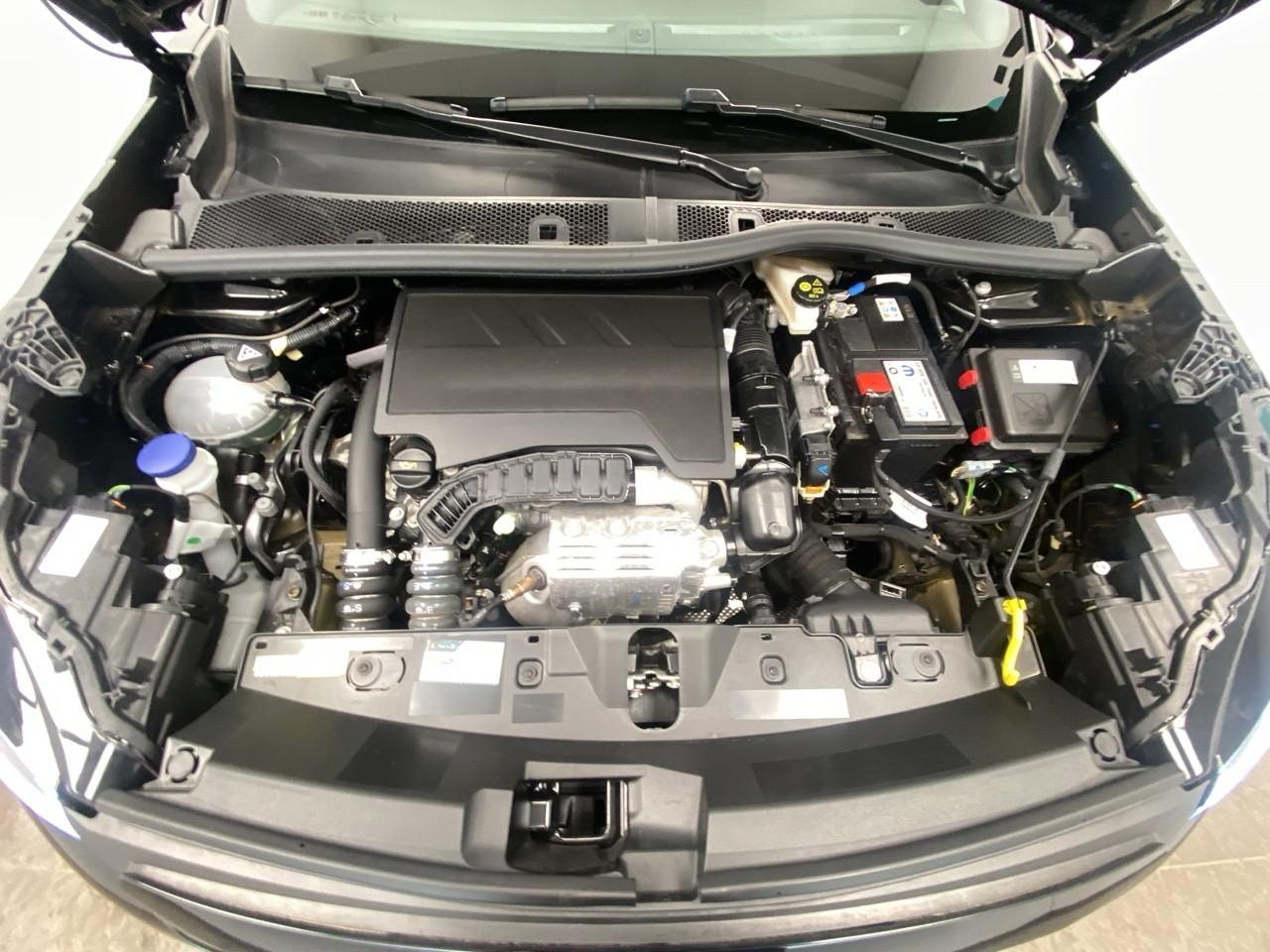 Peugeot 2008 100 s&s bvm6 style — photo 14