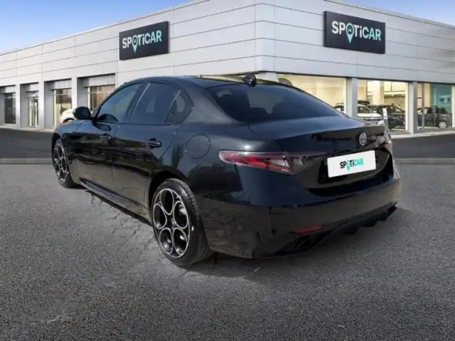 Alfa Romeo Giulia 2.2 diesel 160ch veloce at8 — photo 7