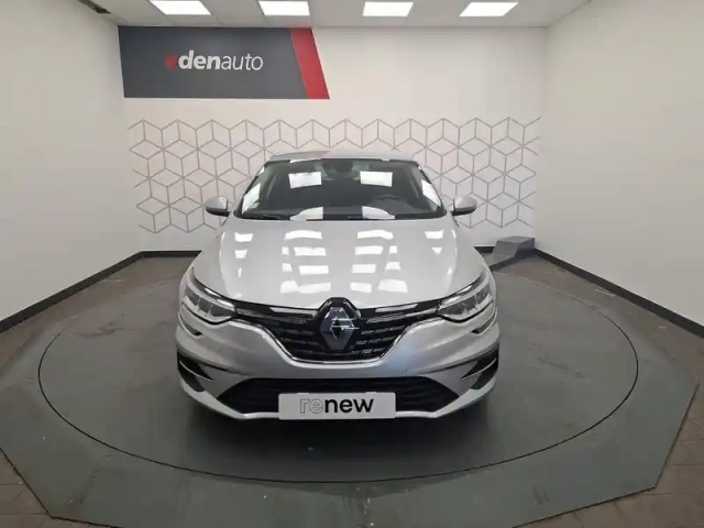 Renault Megane mégane iv berline tce 140 fap - 21n — photo 6