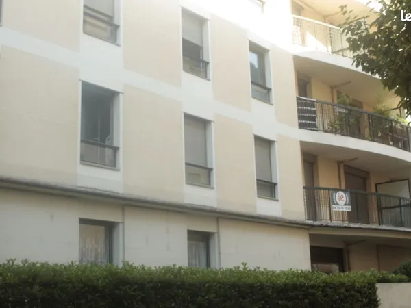 T2 sécurisé à Lyon 3 à Louer