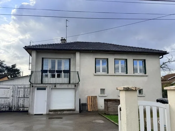 À louer À meyzieu – aile indépendante de maison me
