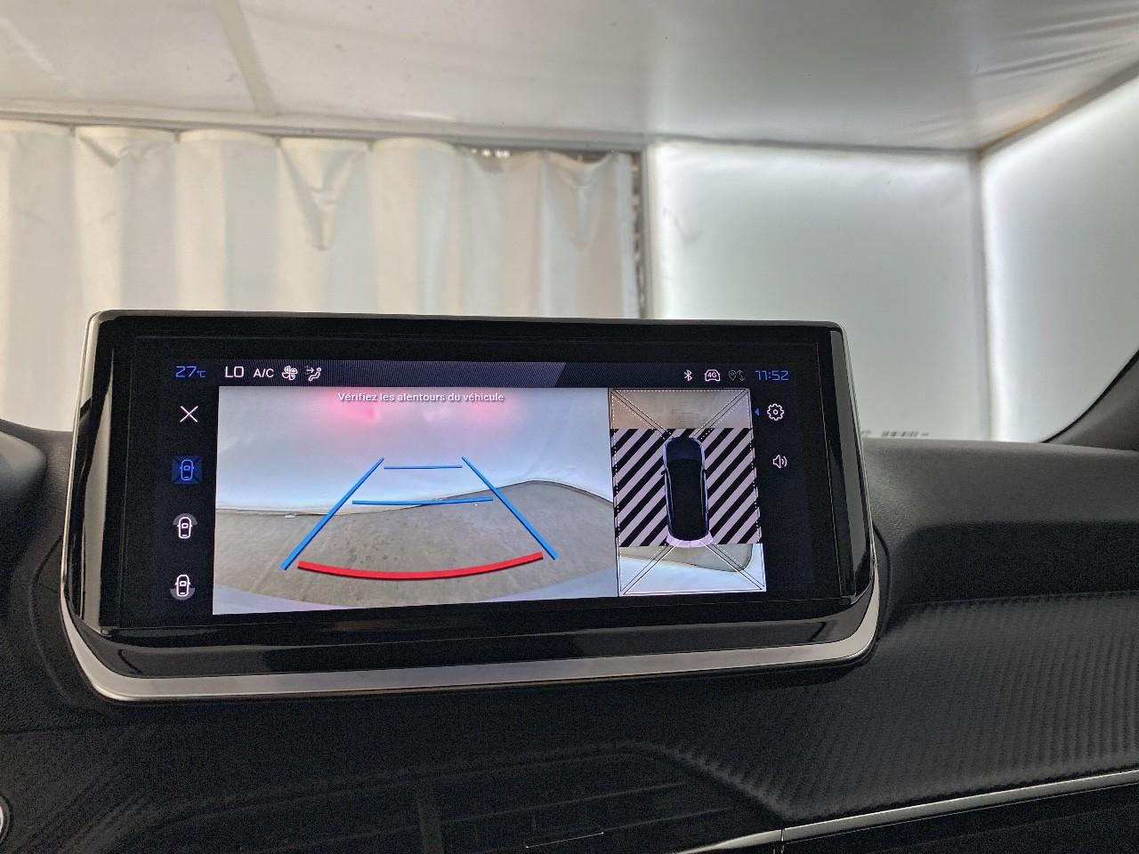 Peugeot 2008 hybrid 145 ch e-dcs6 allure — photo 17