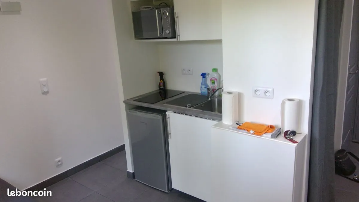 Photo 1