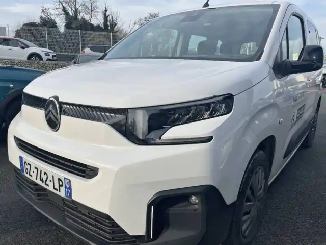 Citroën Berlingo e- taille m 136 ch 54 kwh — photo 16