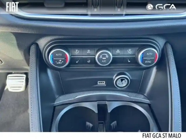 Alfa Romeo Stelvio 2.2 diesel 210ch veloce q4 at8 my22 — photo 11