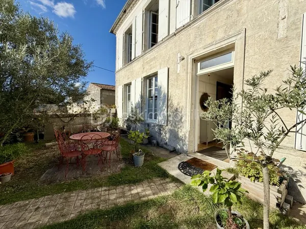 Maison 5 pièces 140 m²