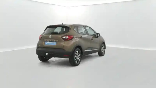 Renault Captur tce 120 energy — photo 14