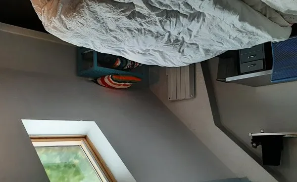 Loue appartement 20m² en duplex, quartier commerçant et à 5mn ligne tram 1 et 15mn centre ville