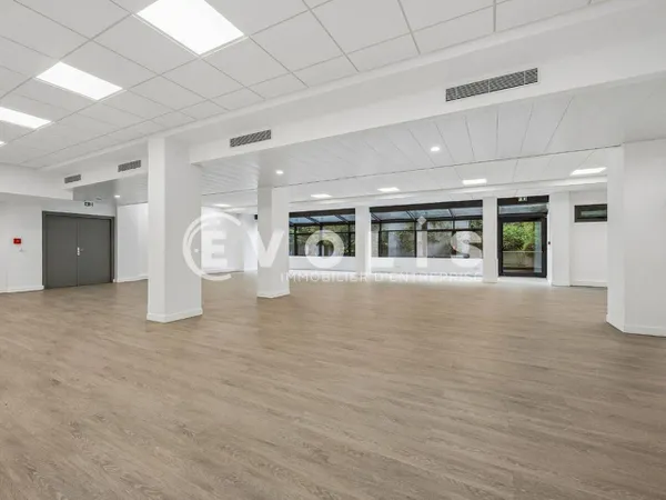Bureaux 224 m²