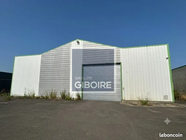 Local d'activité 490 m²