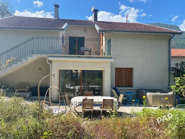 Maison 8 pièces 160 m²