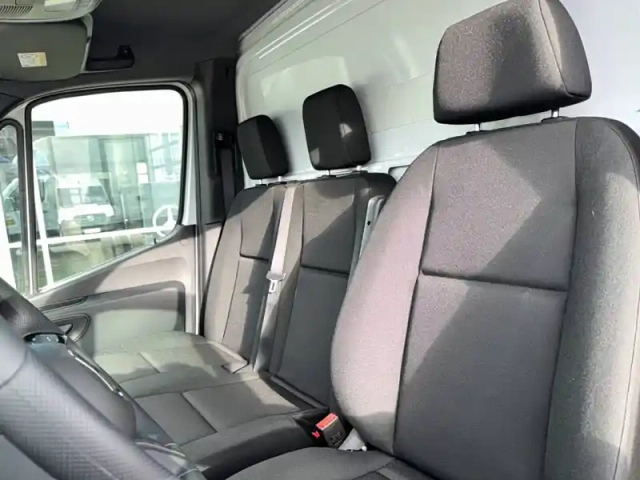 Mercedes Sprinter e 414 châssis cab 43 4,0t pro — photo 32