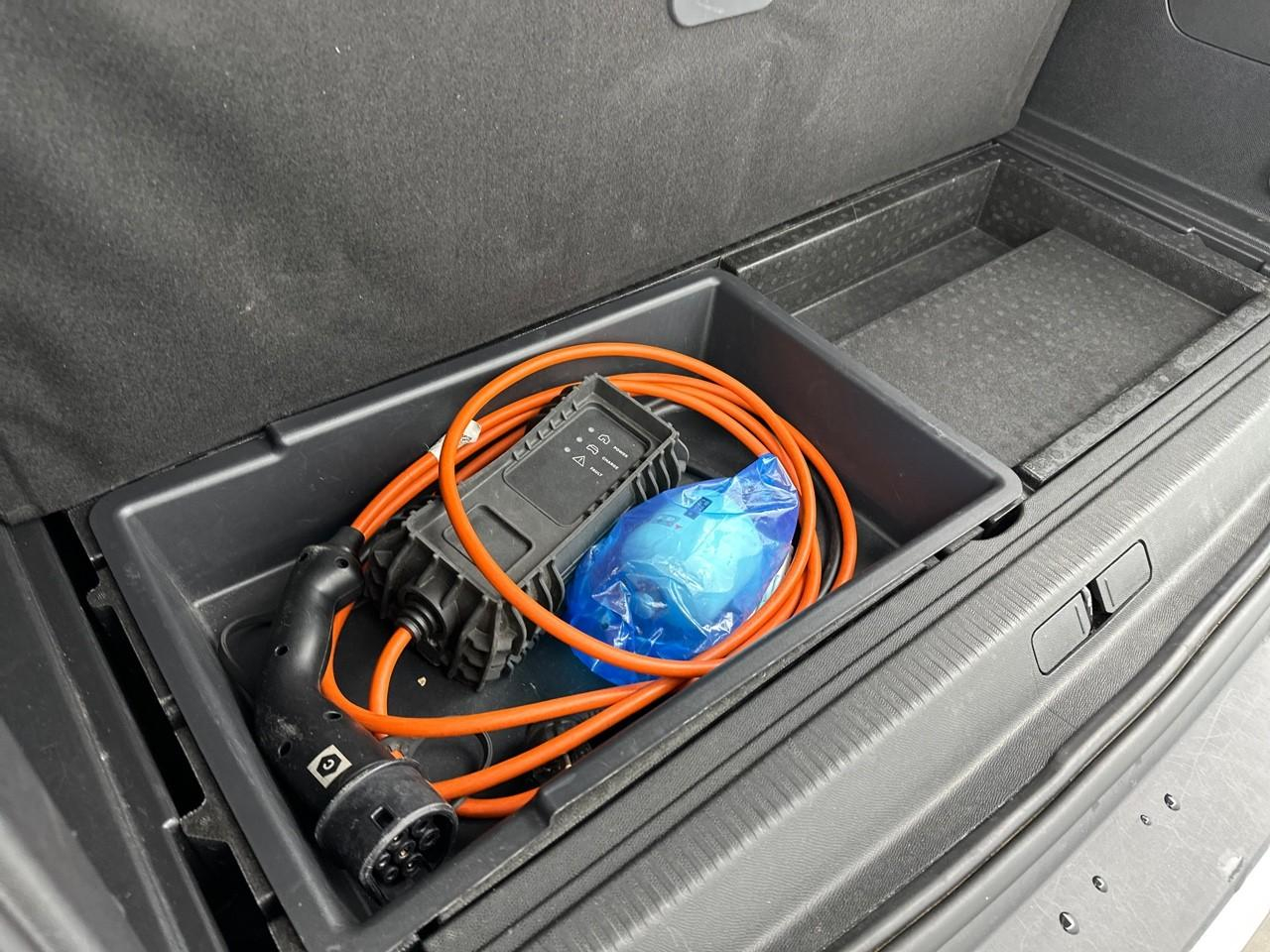 Peugeot 3008 hybrid 225 e-eat8 gt — photo 40
