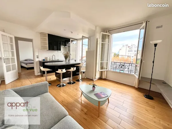 Rue claude terrasse - 2 p de charme - parfait etat - calme et ensoleille