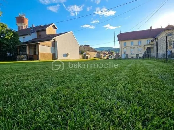 Terrain constructible de 341 M2 situé à Montreux-Vieux