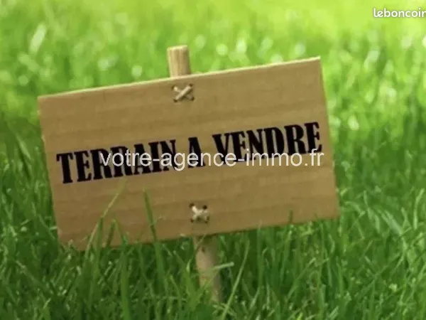 Terrain 695 m² La Trinité