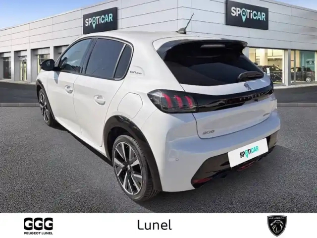Peugeot 208 puretech 100 s&amp;s eat8 — photo 7