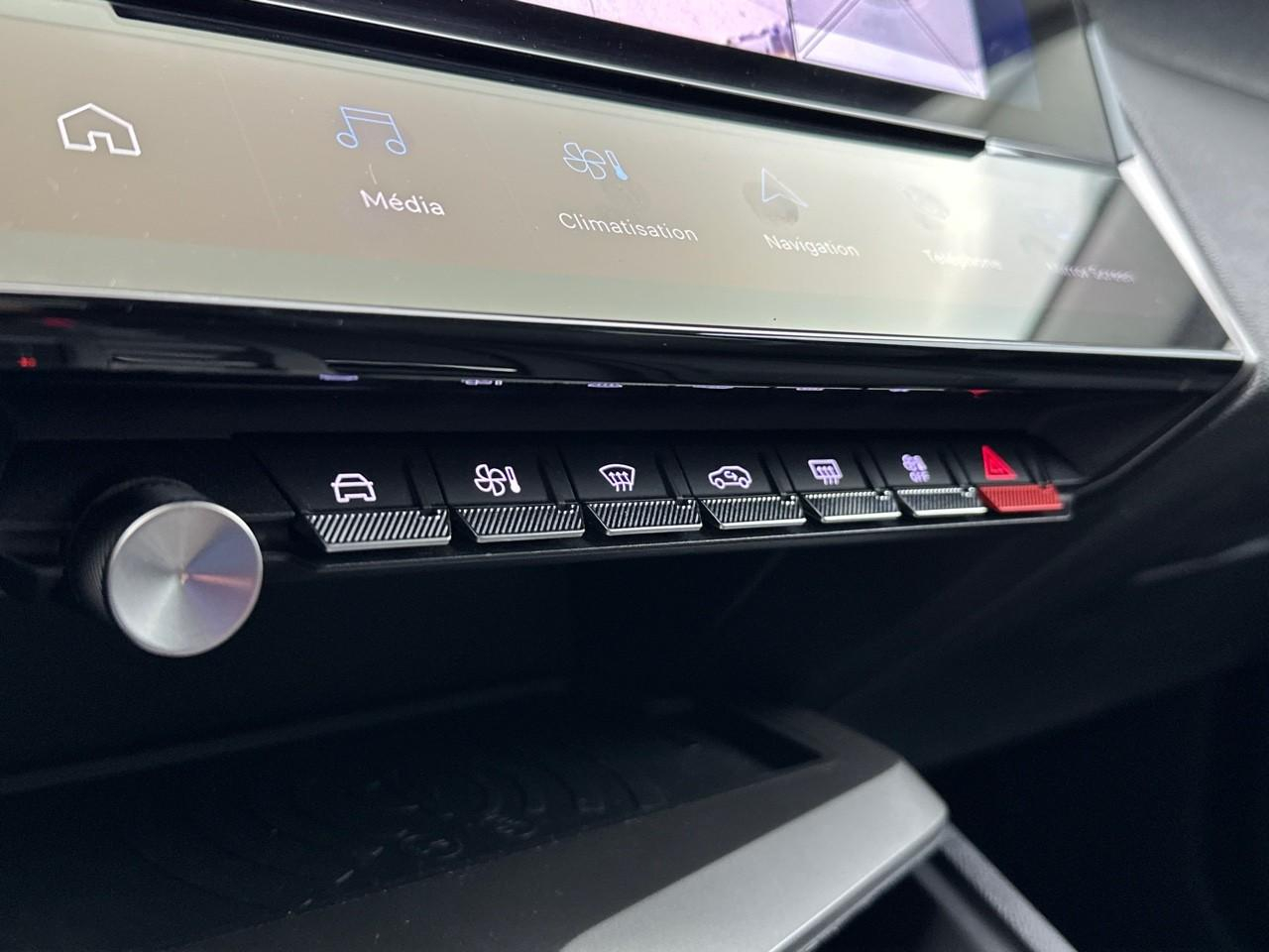 Peugeot 308 hybrid 145 e-dcs6 allure — photo 27