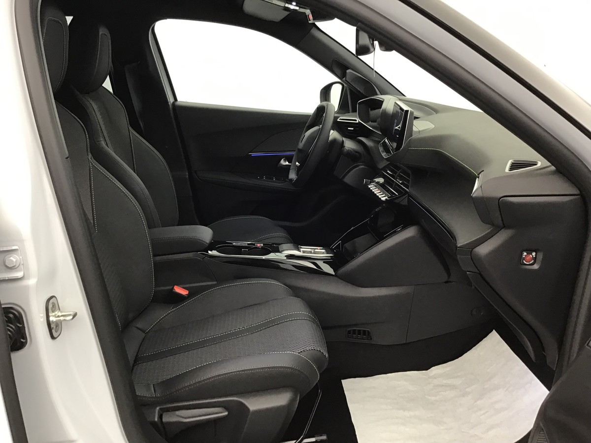 Peugeot 2008 — photo 6