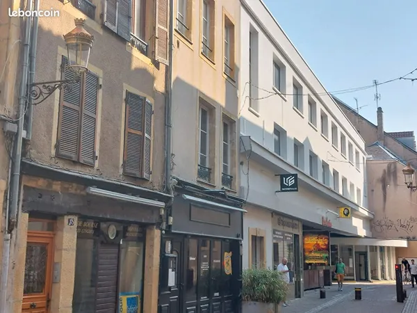 Bureaux 76 m² METZ