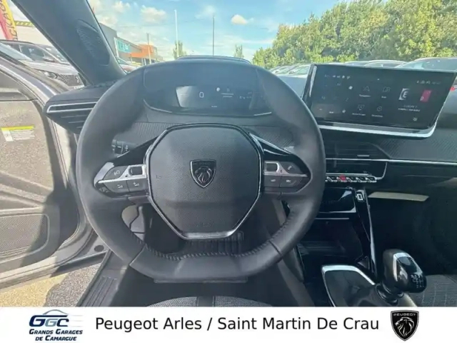 Peugeot 2008 puretech 100 s&amp;s bvm6 — photo 16