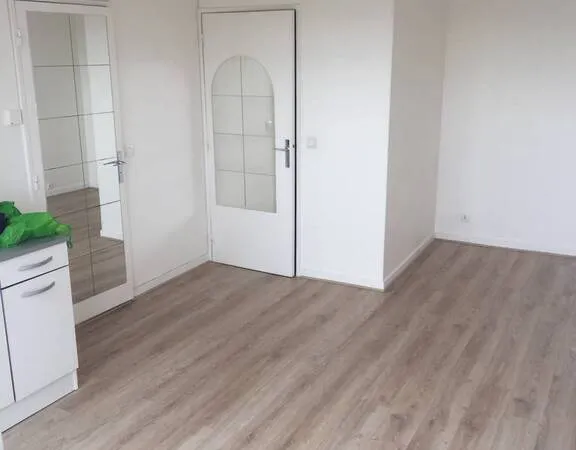 Studio 1 pièce 26 m²
