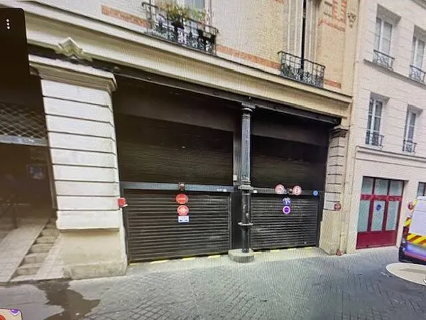 Parking 12 m²