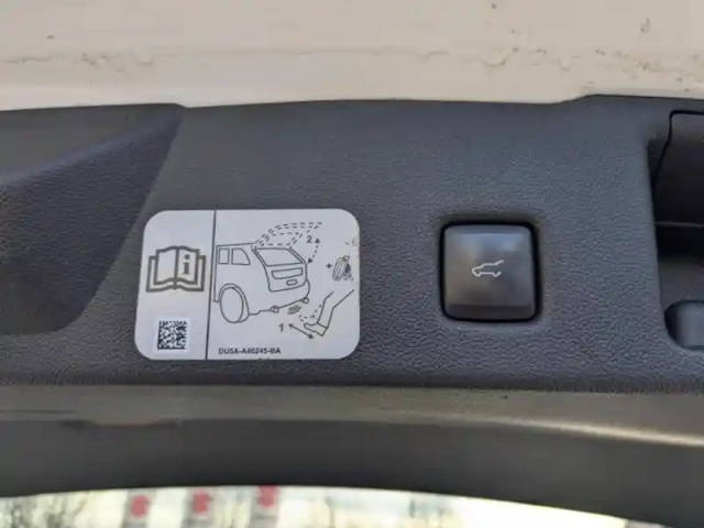 Ford Kuga 2.5 duratec 225ch plug in  phev vignale bva — photo 11