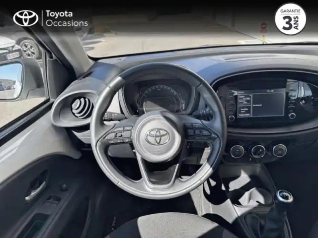 Toyota Aygo X 1.0 vvt-i 72ch dynamic — photo 9