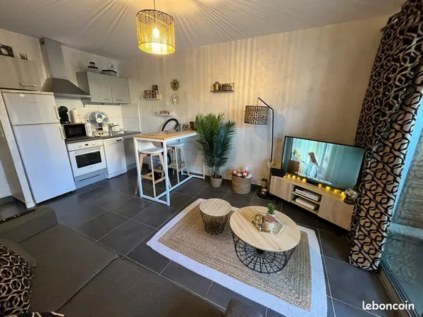 Studio location à l'année