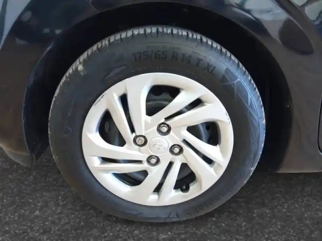 Hyundai I10 1.0 67 eco — photo 14
