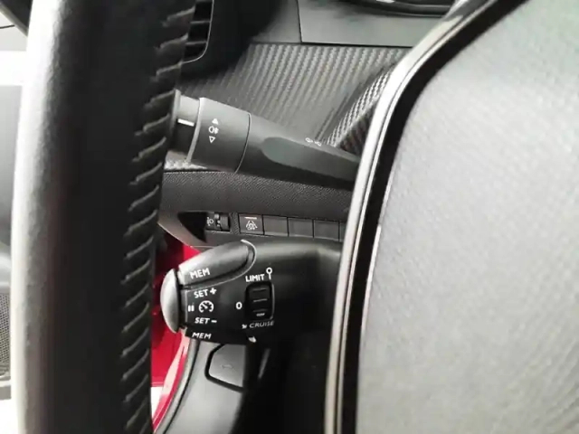Peugeot 208 electrique 50 kwh 136ch — photo 92