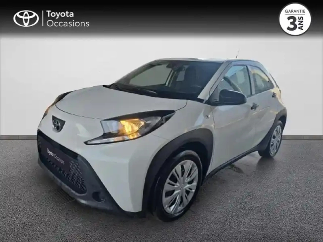 Toyota Aygo X 1.0 vvt-i 72ch active business my23 — photo 1
