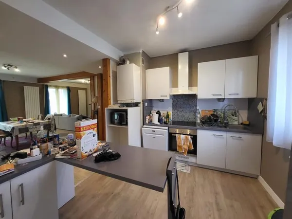 APPARTEMENT AVEC GARAGE
