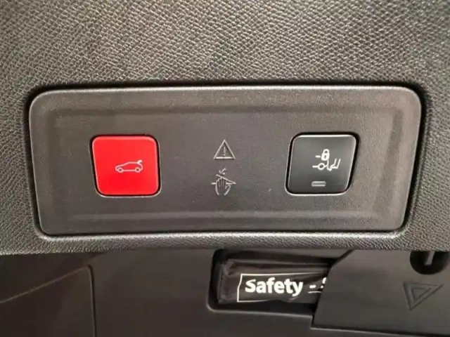 Peugeot 508 hybrid 225 gt e-eat8 toit pano / alcantara / focal / hayon elec / attelage — photo 14