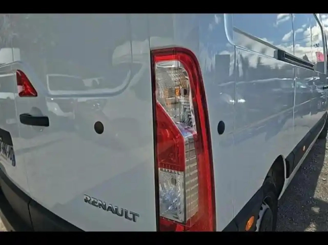 Renault Master fg f3500 l3h3 2.3 blue dci 135ch confort euro6e — photo 7
