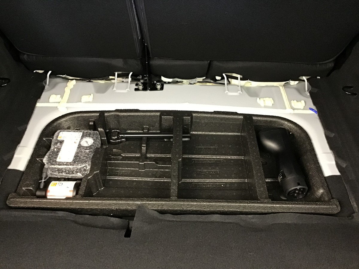 Renault R4 — photo 28