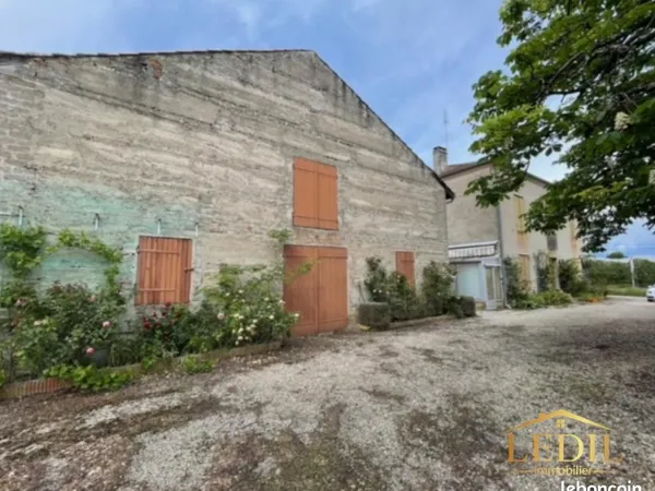 Ferme 6 pièces 234 m²