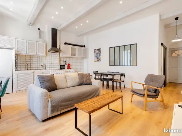 Location Bail mobilité T2 - 45 m2 Saint Victor / Vieux port