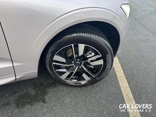 Volvo Xc60 t6 awd hybride rechargeable 253 ch+145 ch geartronic 8 — photo 8