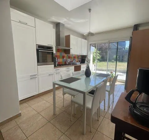 Maison 5 pièces 140 m²